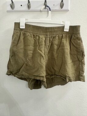 Old Navy Olive Green Elastic-Waist Athletic Shorts